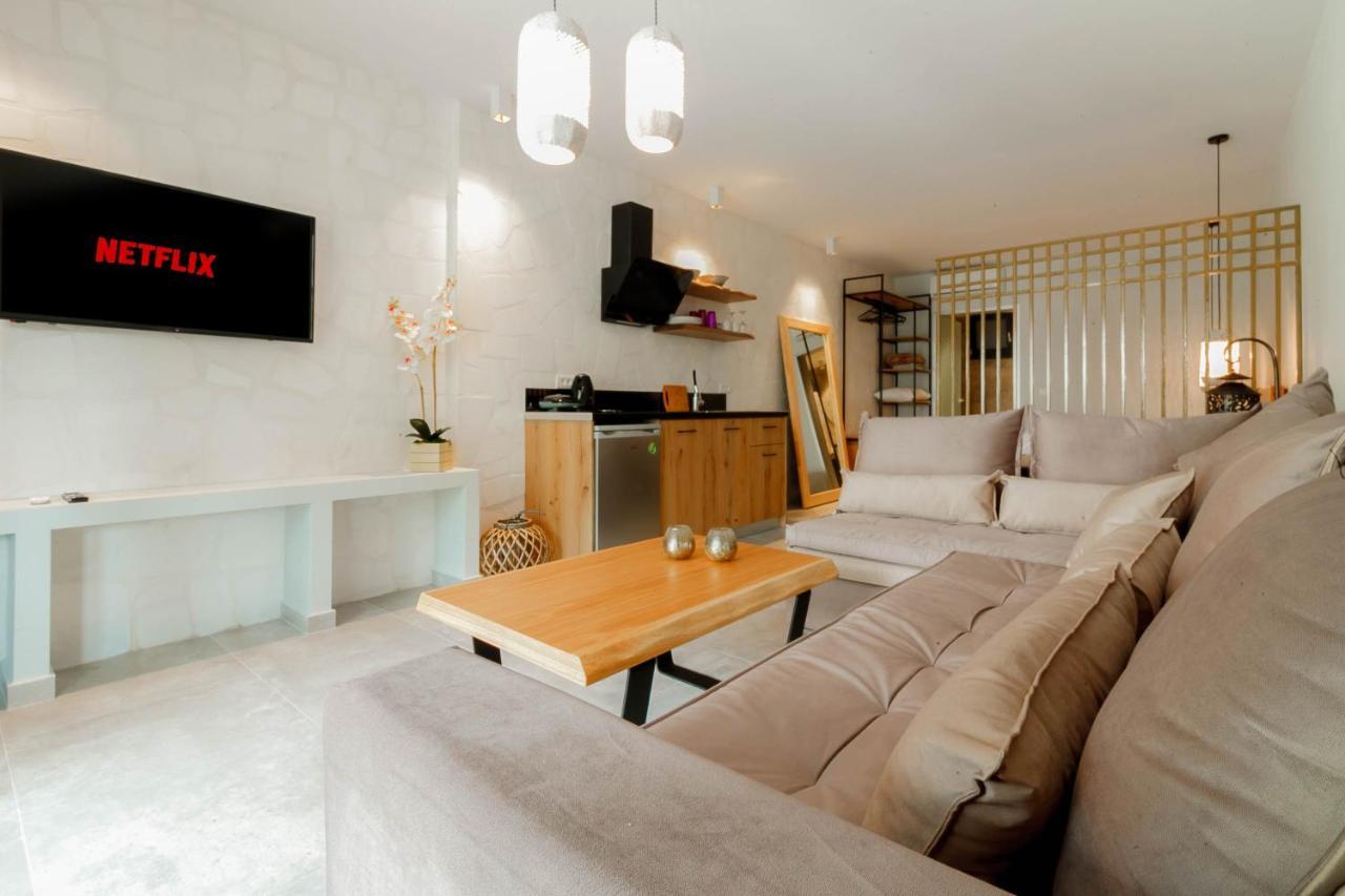Olia Suites Parga Bagian luar foto