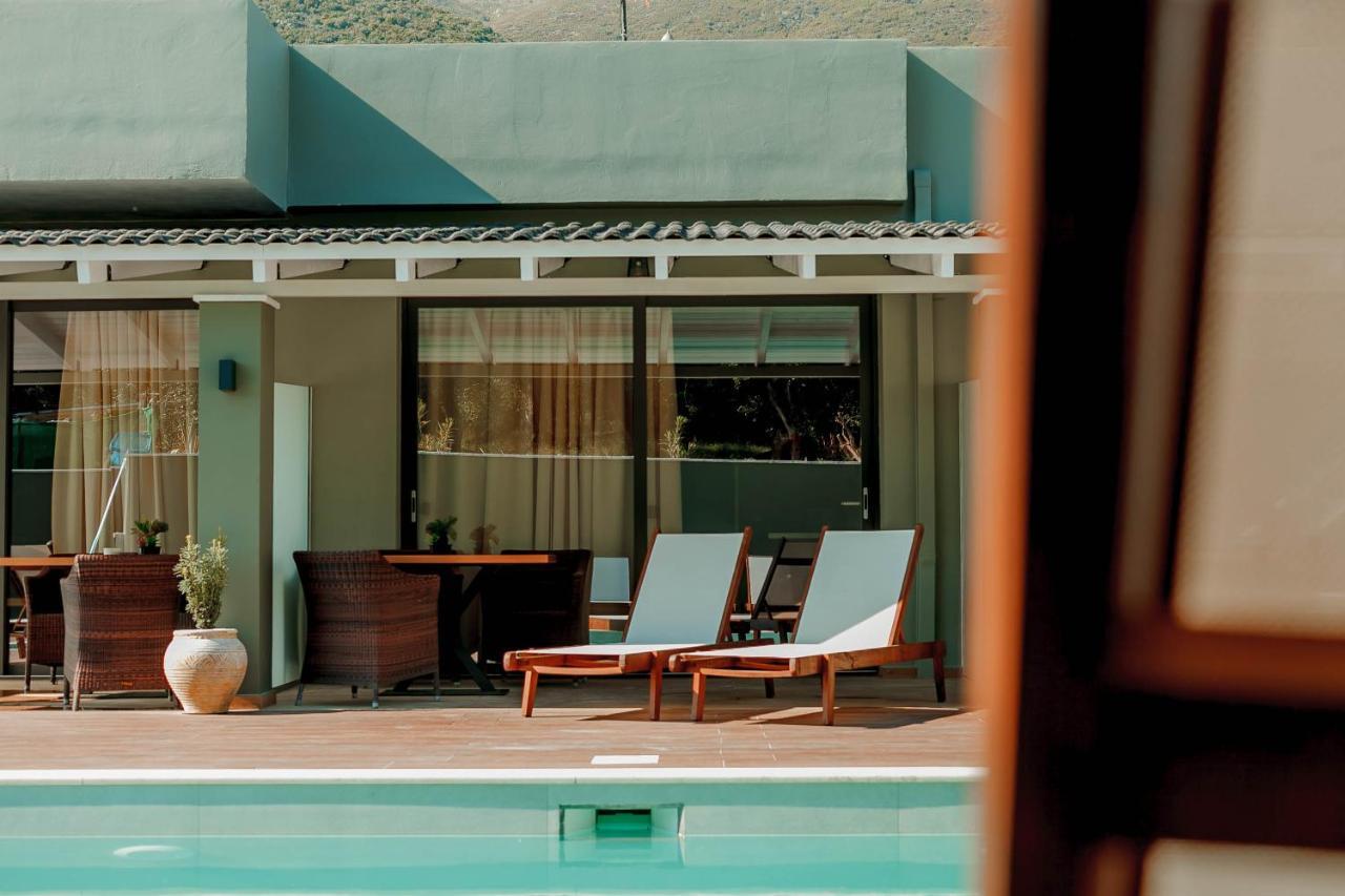 Olia Suites Parga Bagian luar foto
